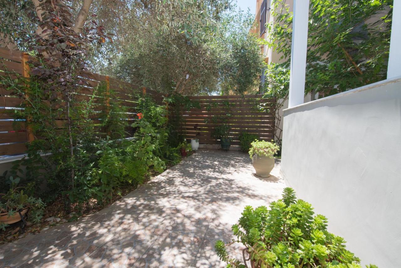 Casa Dina